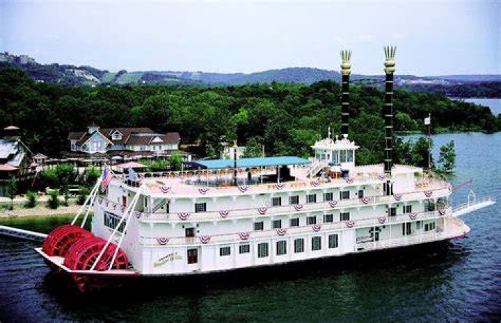 'Showboat'