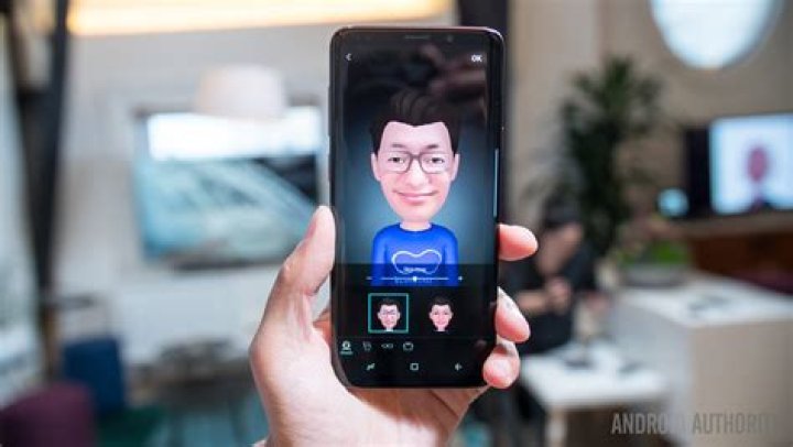 AR Emoji vs Animoji: The differences explained