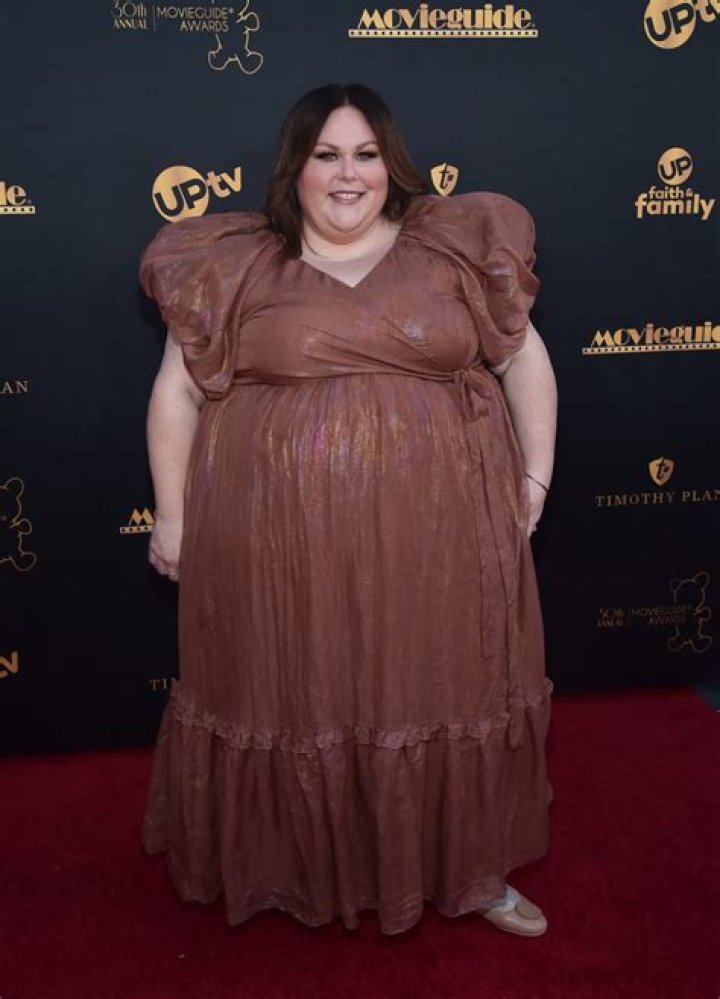 Chrissy Metz height Chrissy Metz height