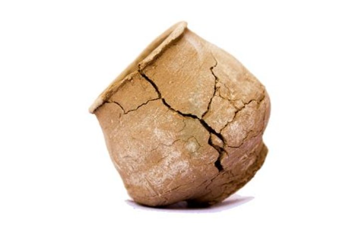 Cracked Pot