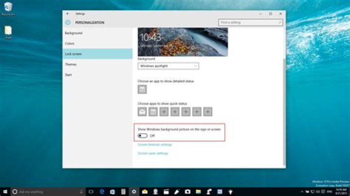 Disable Logon Screen Background in Windows 10