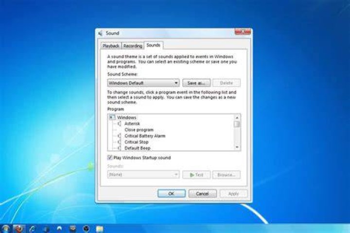 distorted sound windows 10 check for hardware changes