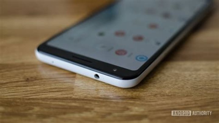 Google Pixel 3a Purple-ish Headphone Jack Google Pixel 3a Purple-ish Headphone Jack