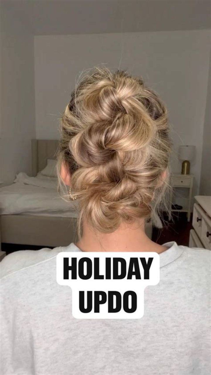 holiday updo tips story