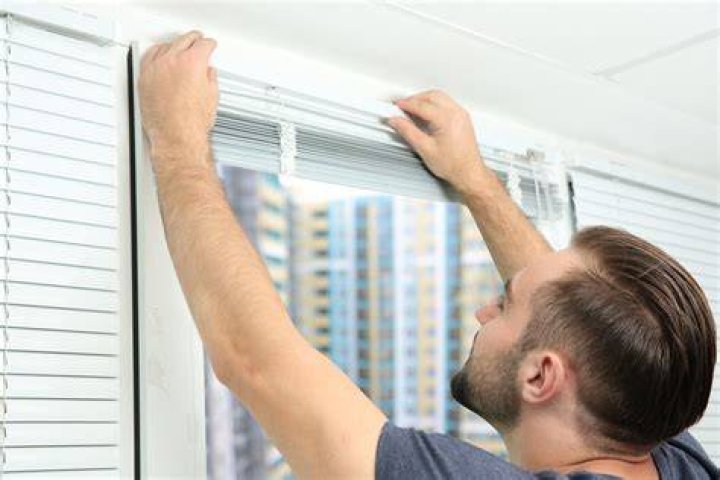 How To Put Up Blinds
