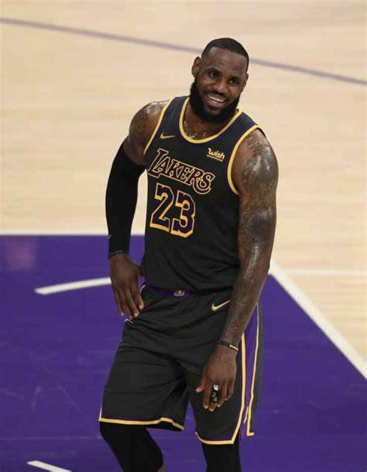 lebron james net worth lebron james net worth