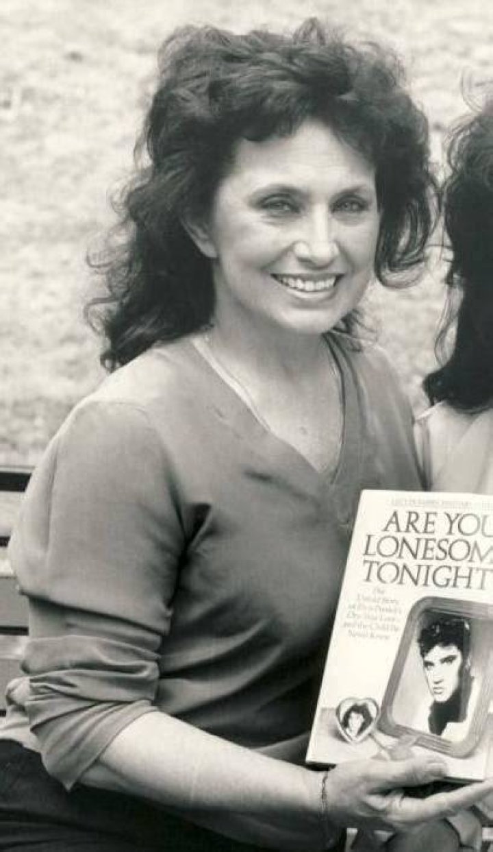 Lucy de Barbin