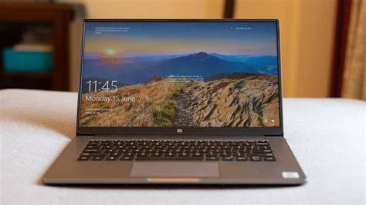 MI Notebook 14 Horizon front with lid open MI Notebook 14 Horizon front with lid open