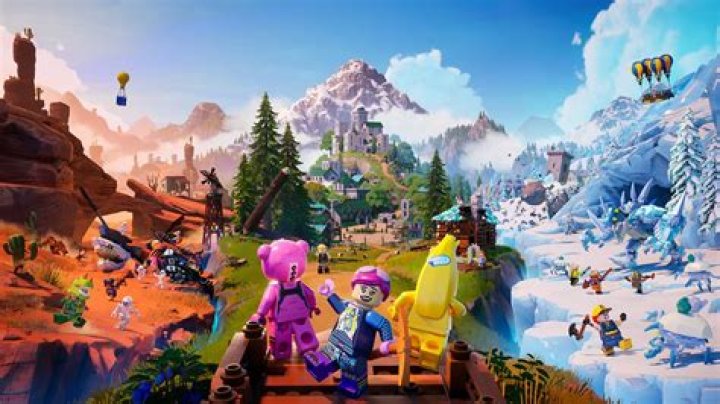 Minecraft competitor Roblox now available on Microsoft Store