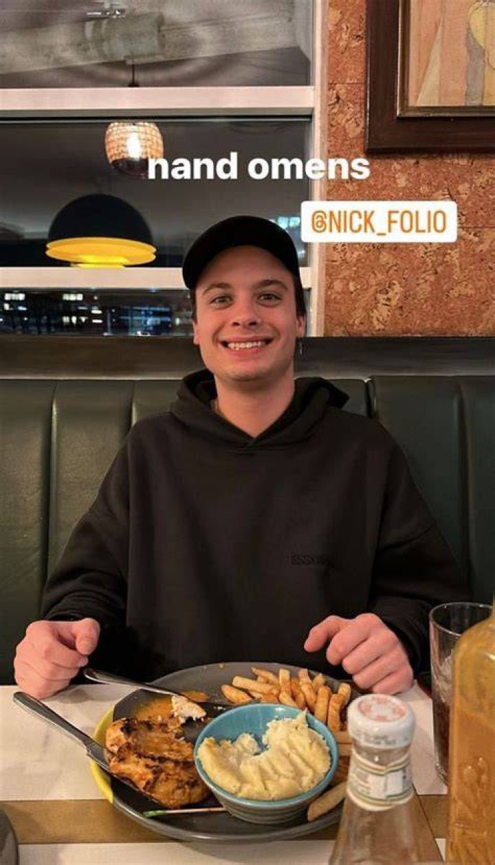 Nick Folio Philanthropy