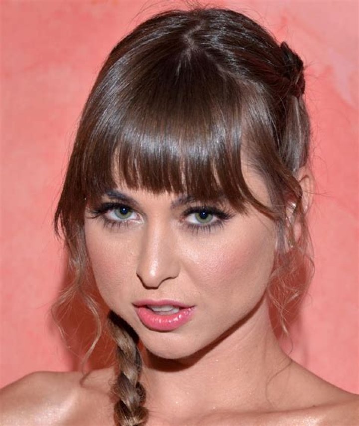 Riley Reid's Baby Daughter Emma Riley Reid Pregnant / Baby Know