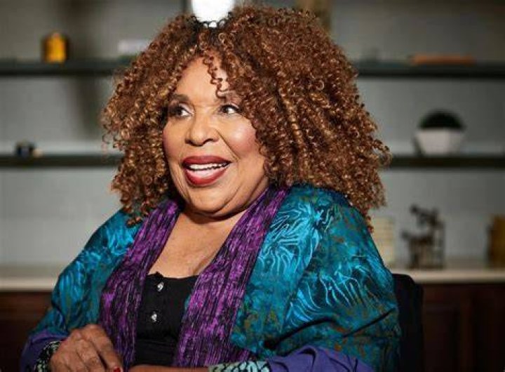 Roberta Flack announces she has ALS
