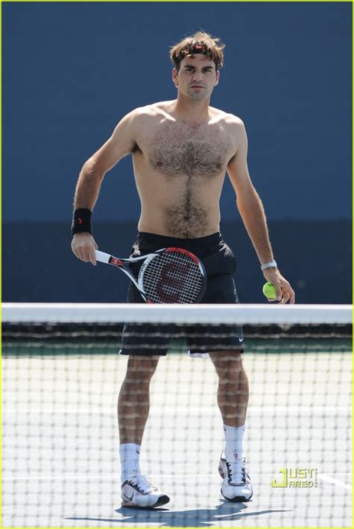 Roger Federer shirtless