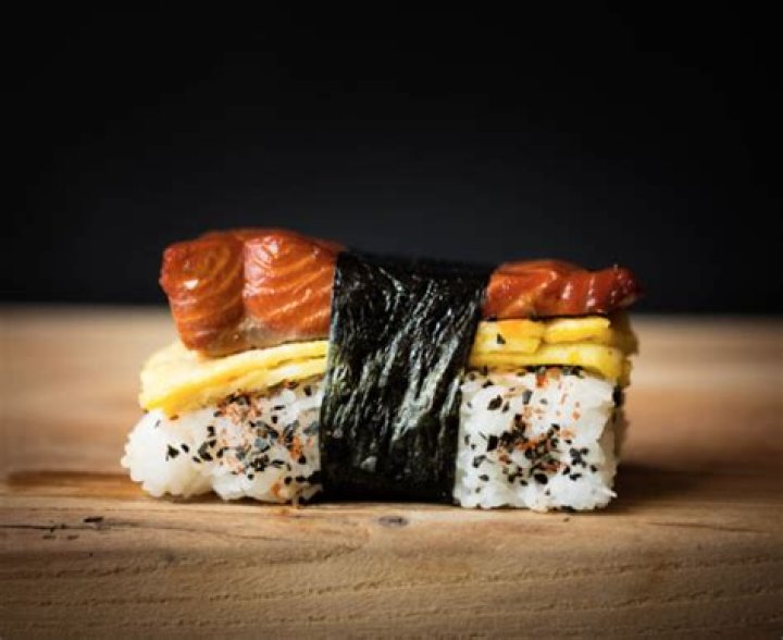 Salmon Musubi