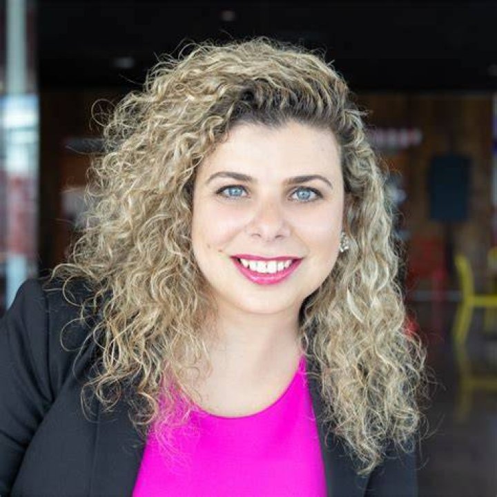 Samar Alrayyes LinkedIn