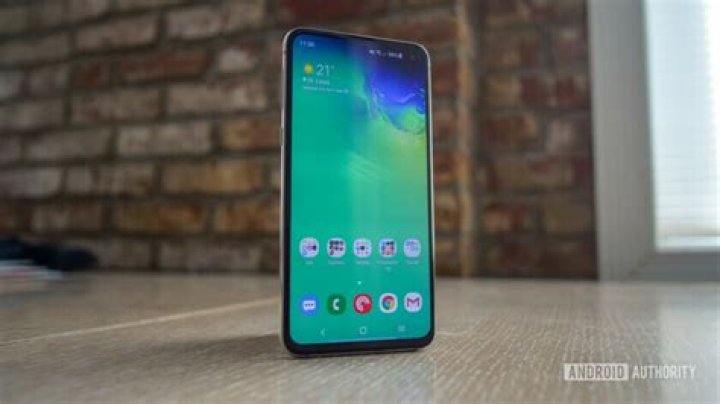 samsung galaxy s10e dark theme quick settings notifications samsung galaxy s10e software display android pie quick settings