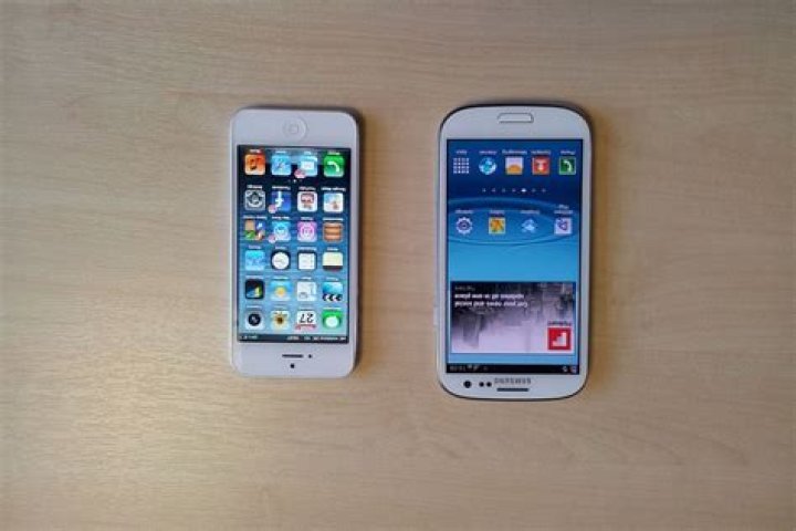 samsung galaxy s3 vs iphone 5 specs samsung galaxy s3 vs iphone 5 specs