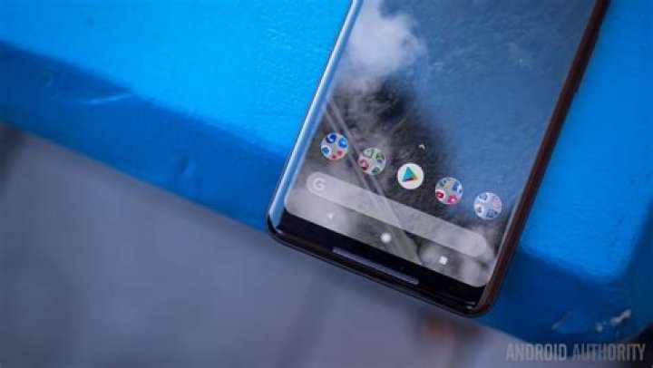 google pixel 2 xl unboxing first impressions (11 of 30) The Google Pixel 2 XL.