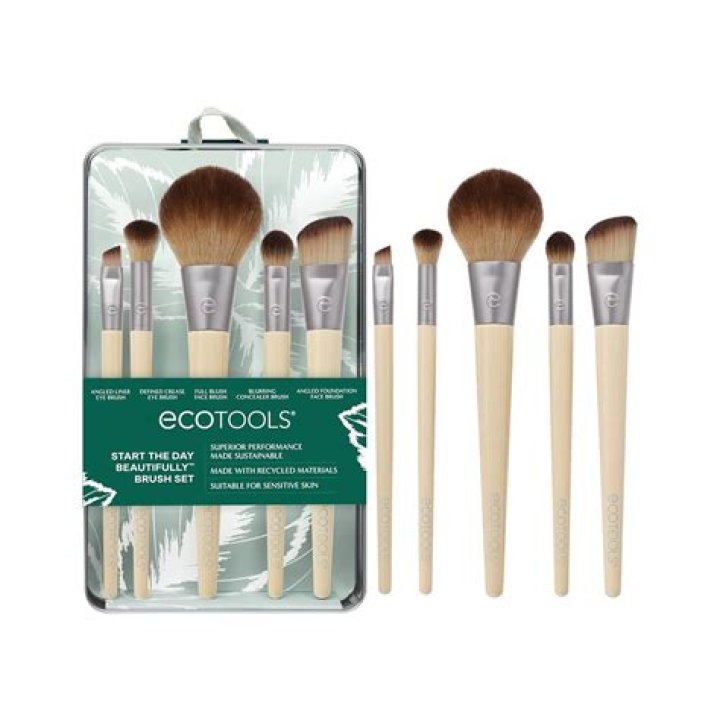 This EcoTools Makeup Brush Shampoo From Amazon Is Down to $7