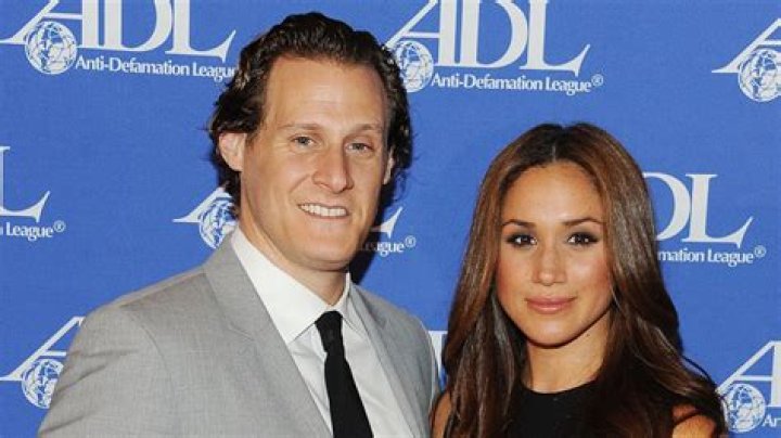 Trevor Engelson smiling