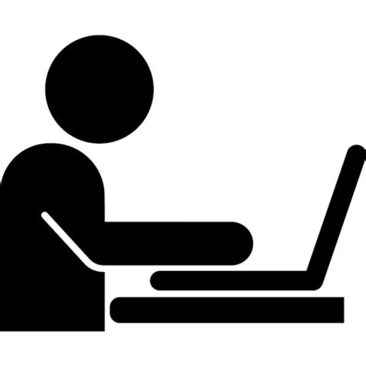 takin notes with laptop user with laptop side - Hyper-v could not be realized due to validation errors