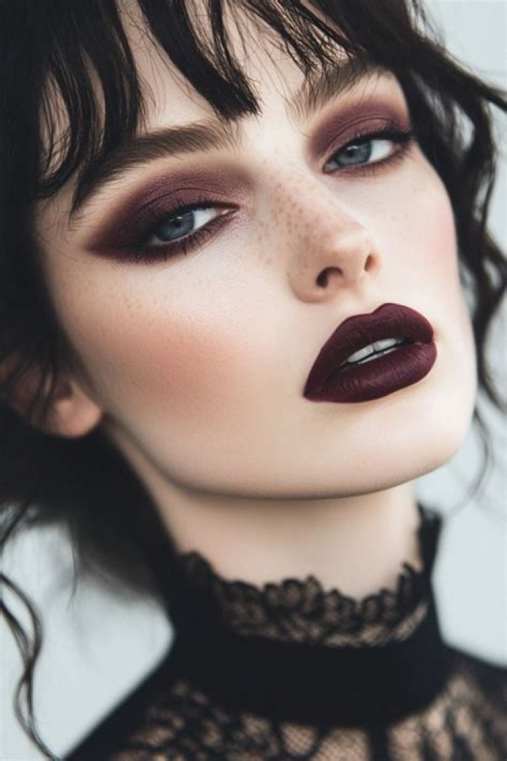 vampy makeup