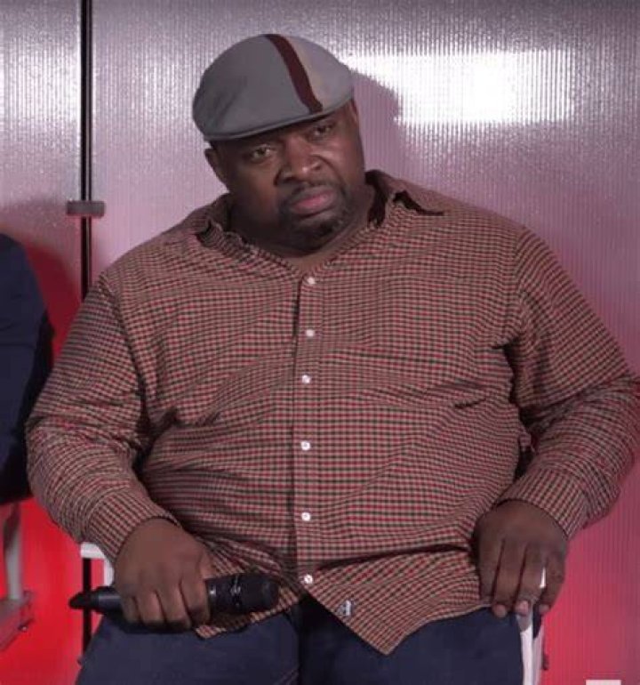 Who is LaVan Davis' wife? Is he married to Cassi Davis?